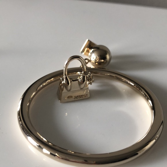 Jacquemus L'anneau Chiquito hoop earrings - Picture 8 of 14